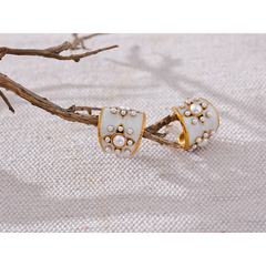 Pearl Pop Hoops