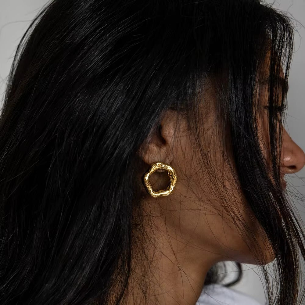 Molten Hoop Studs